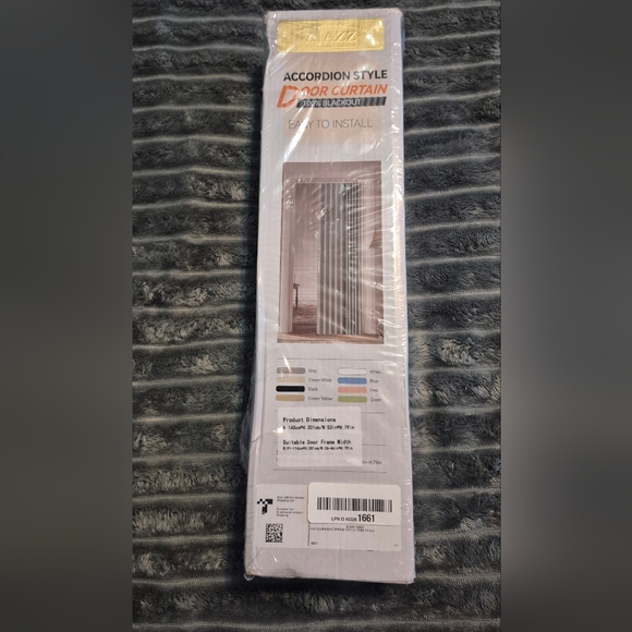 NIB AJAZZ Blackout Accordion Invisible Folding Magnetic Curtain Door - Picture 10 of 16